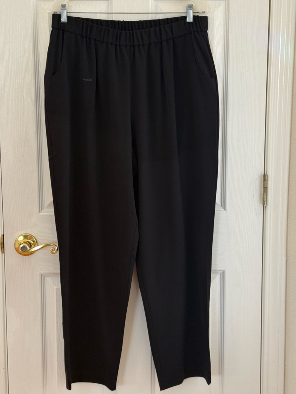 JM Collection Black Elastic-Waist Stretch Slacks